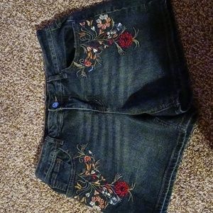 EARL JEAN SHORTS, SIZE 12
